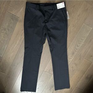 NWT Uniqlo Navy Stretch Pants Size 6